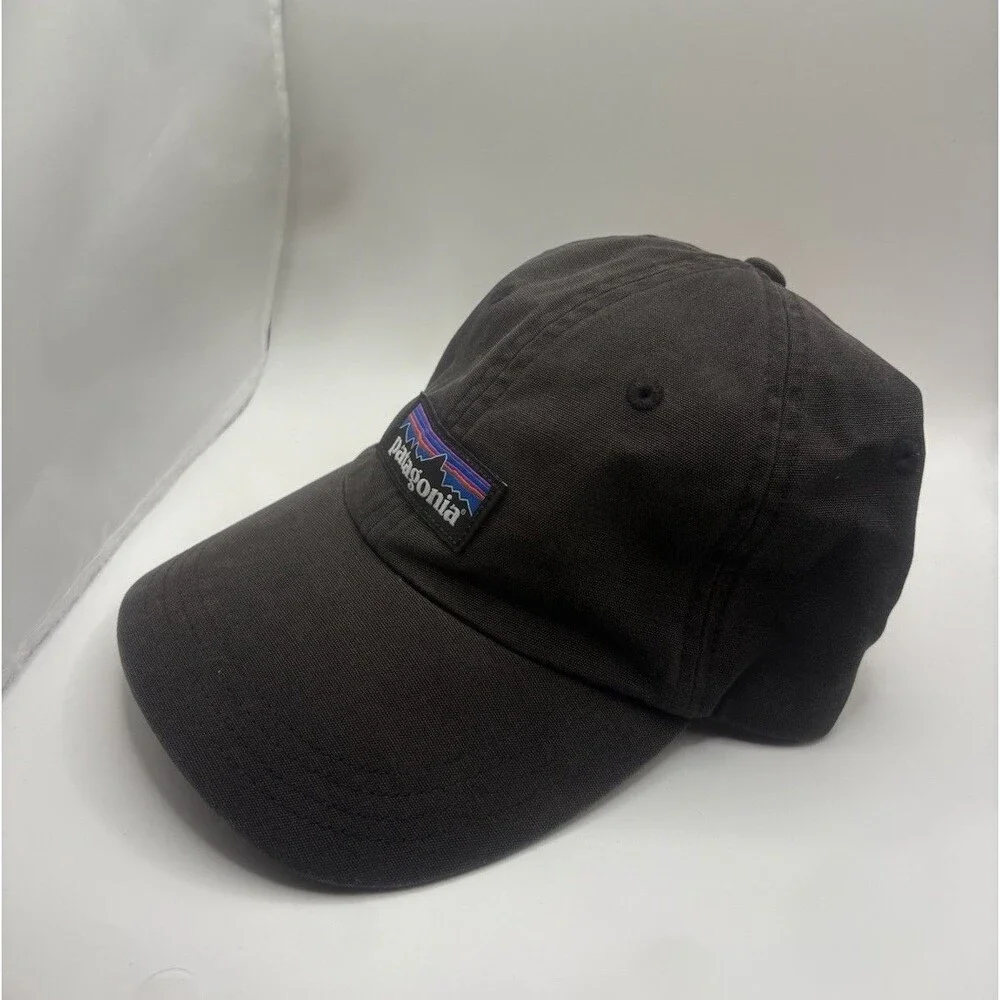 Patagonia P-6 Label Trad Adjustable Strapback Hat Faded Black